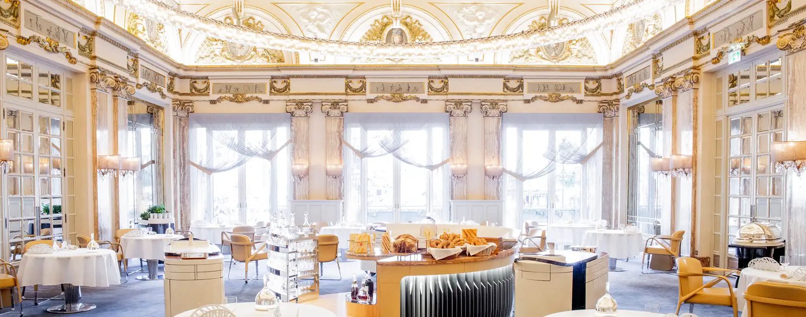 Hotel de Paris Monte-Carlo, at the table