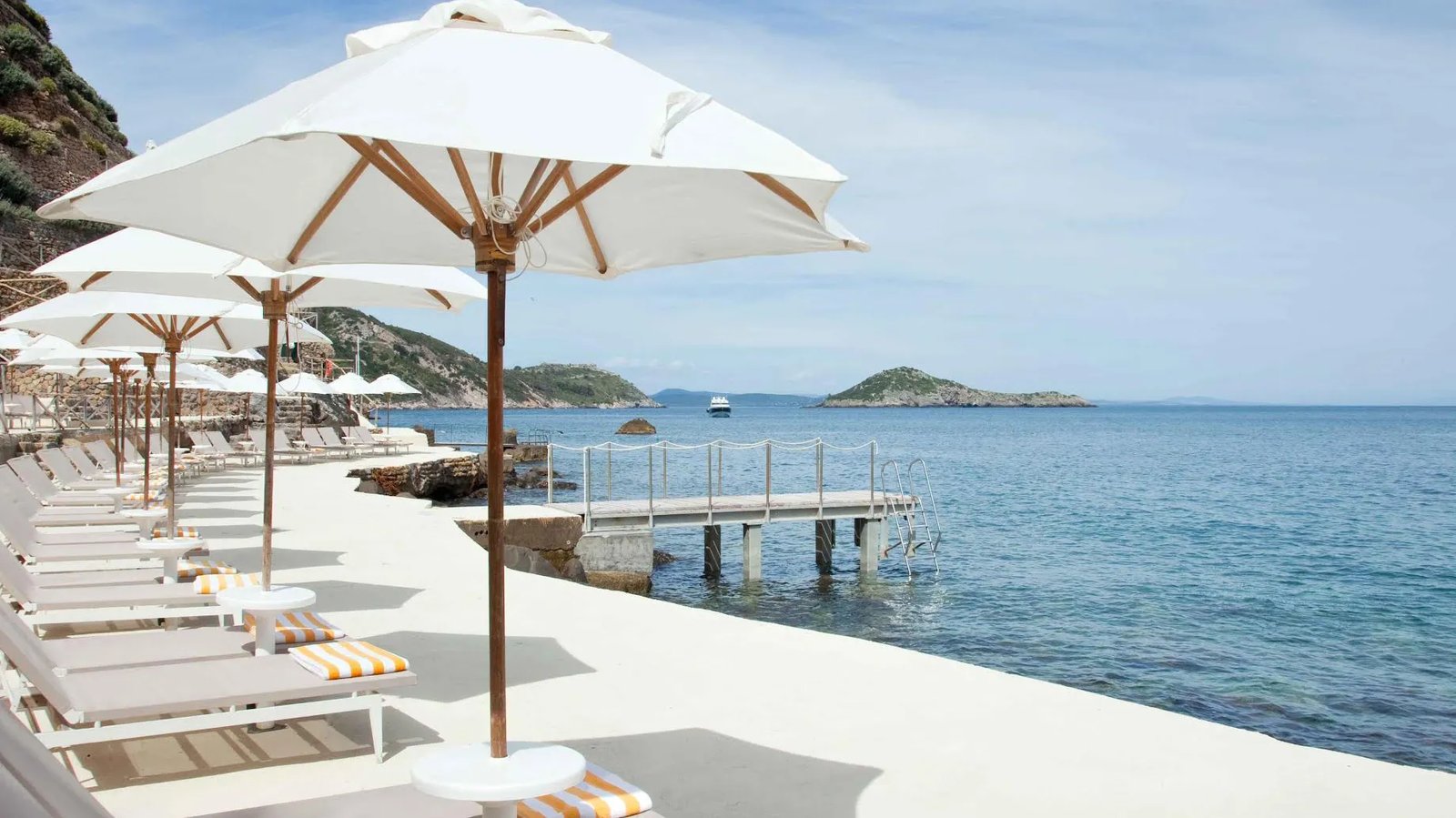 Hotel Il Pellicano — vibe