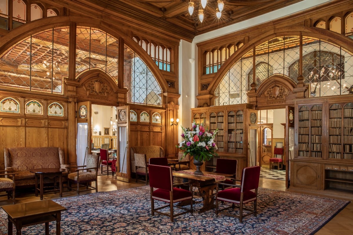 Badrutt's Palace Hotel — eat & drink