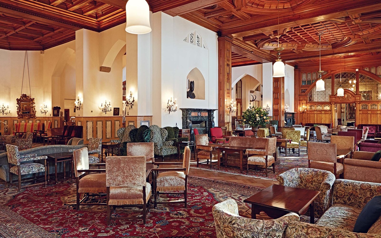Badrutt's Palace Hotel — eat & drink