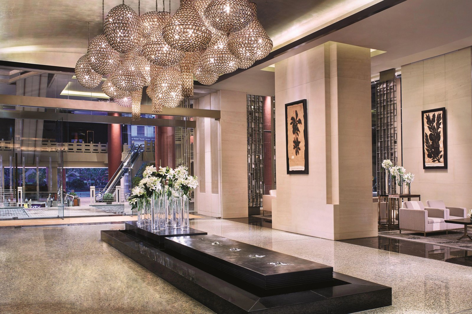 The Portman Ritz-Carlton — vibe
