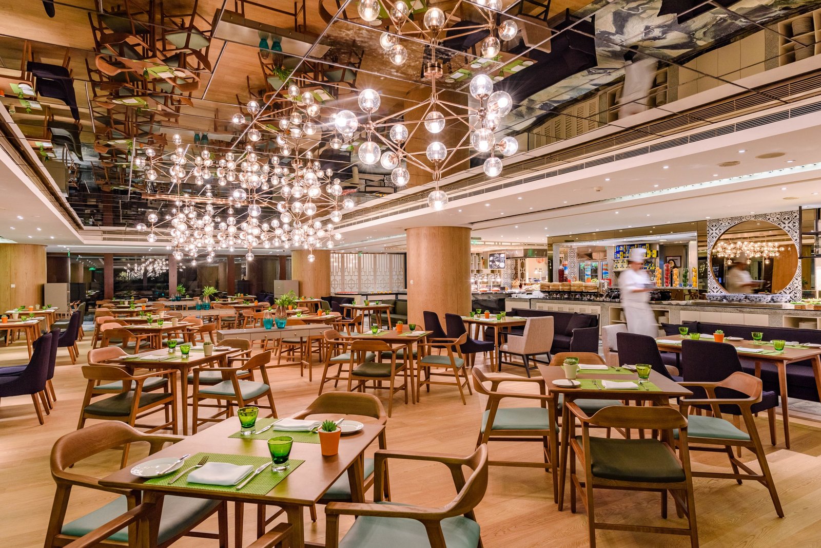 The Portman Ritz-Carlton — eat & drink