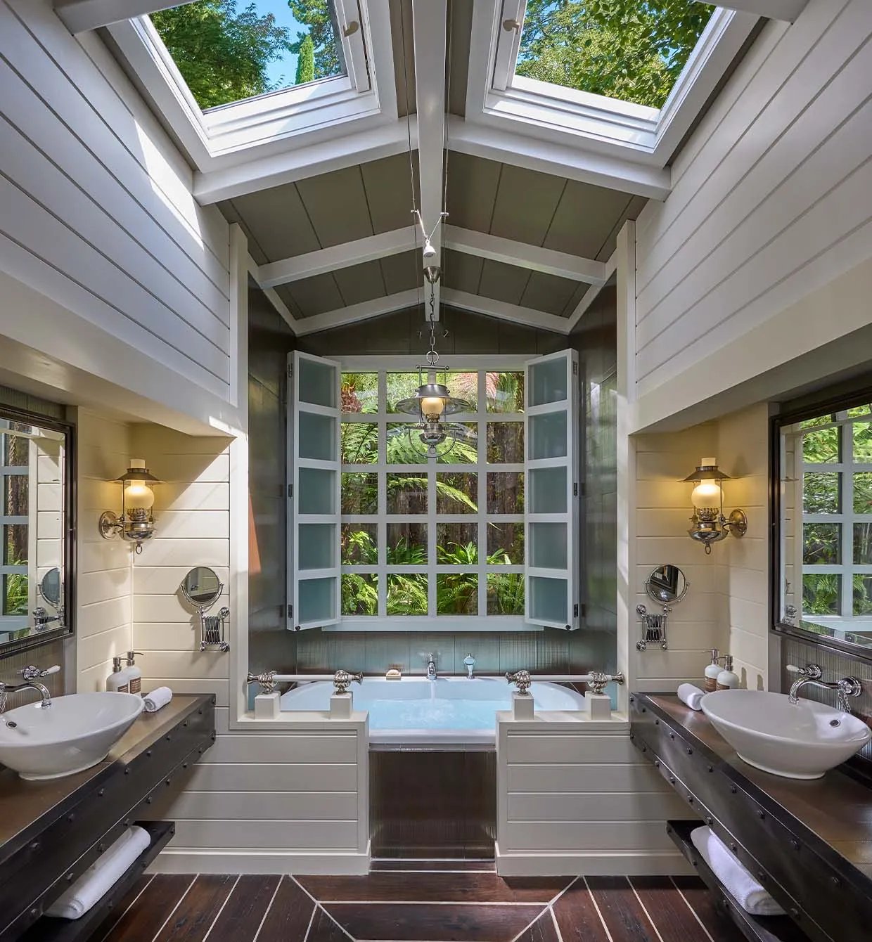 Huka Lodge — rooms