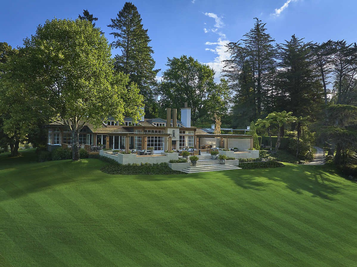 Huka Lodge — vibe