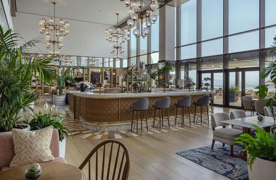 Four Seasons Astir Palace Hotel Athens, at the table