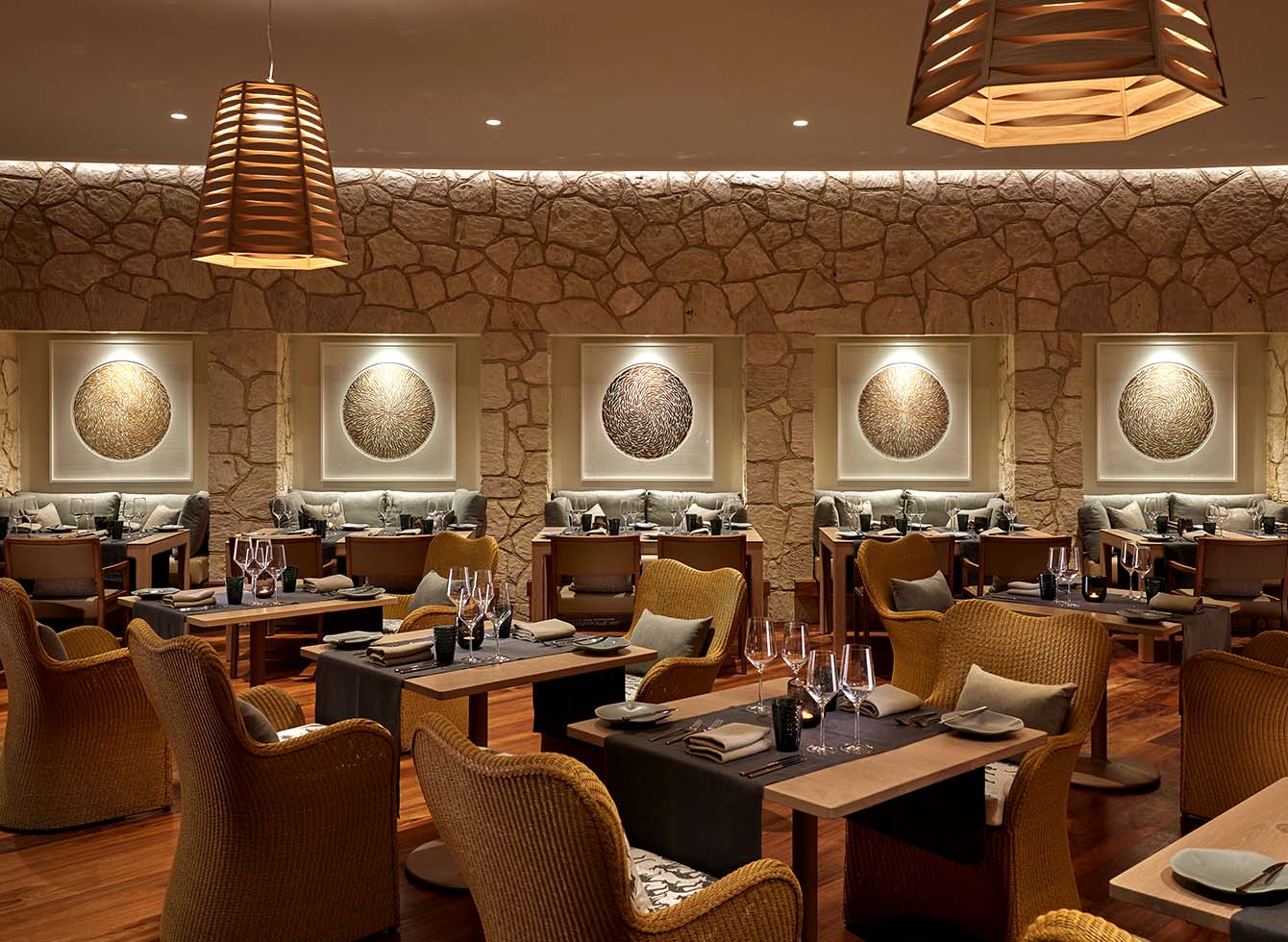 Southern Ocean Lodge — eat & drink