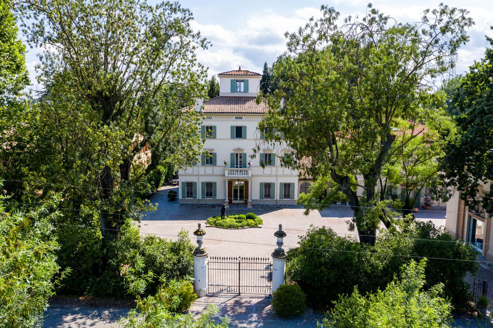 Casa Maria Luigia — backstory