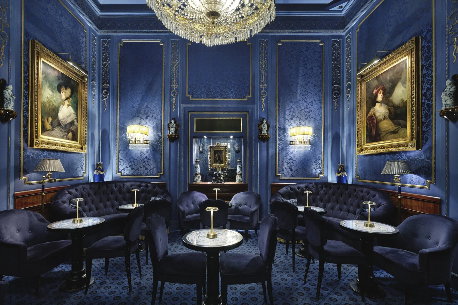 Hotel Sacher Vienna, at the table