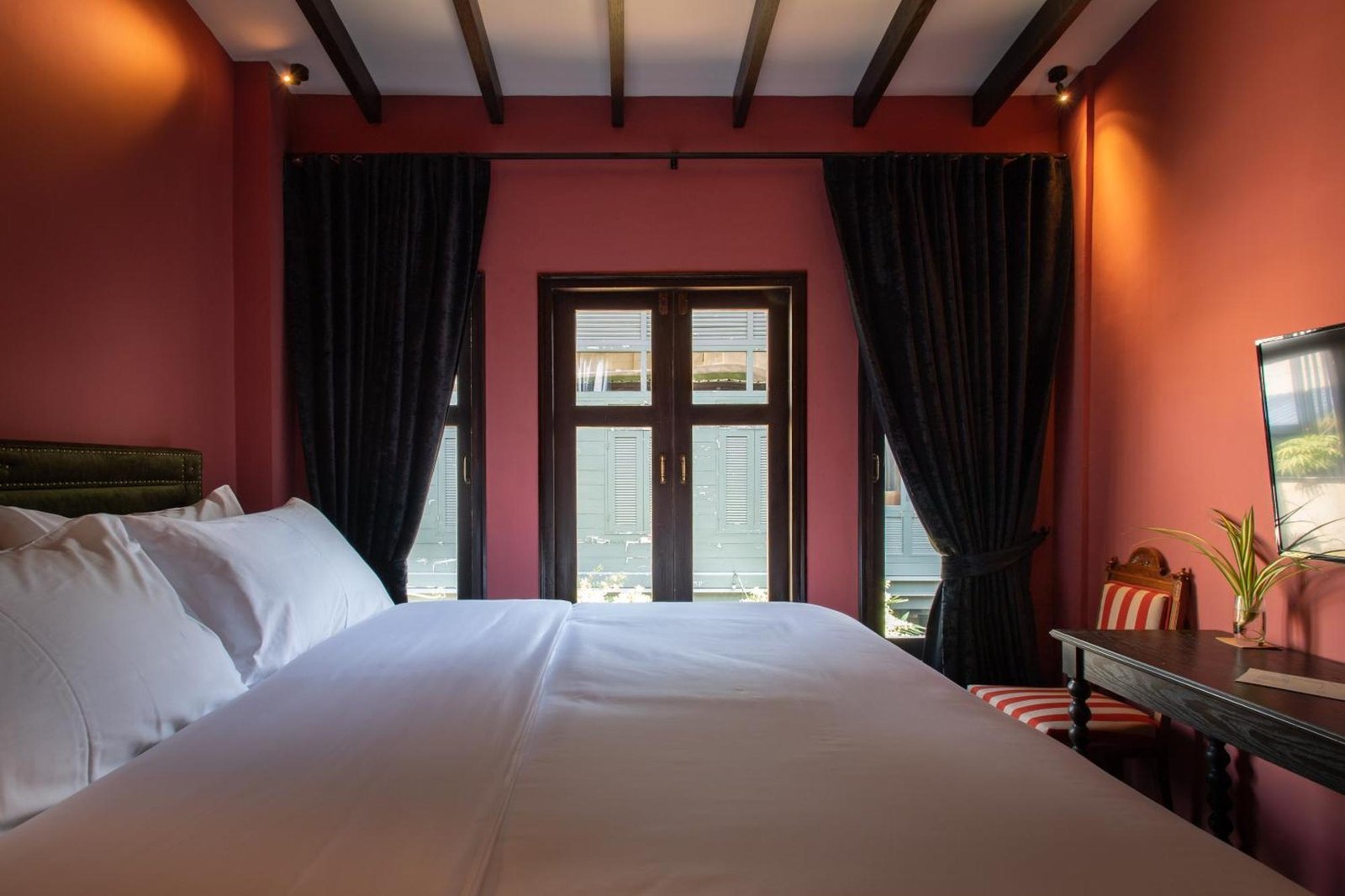 Baan Tuk Din Hotel — rooms