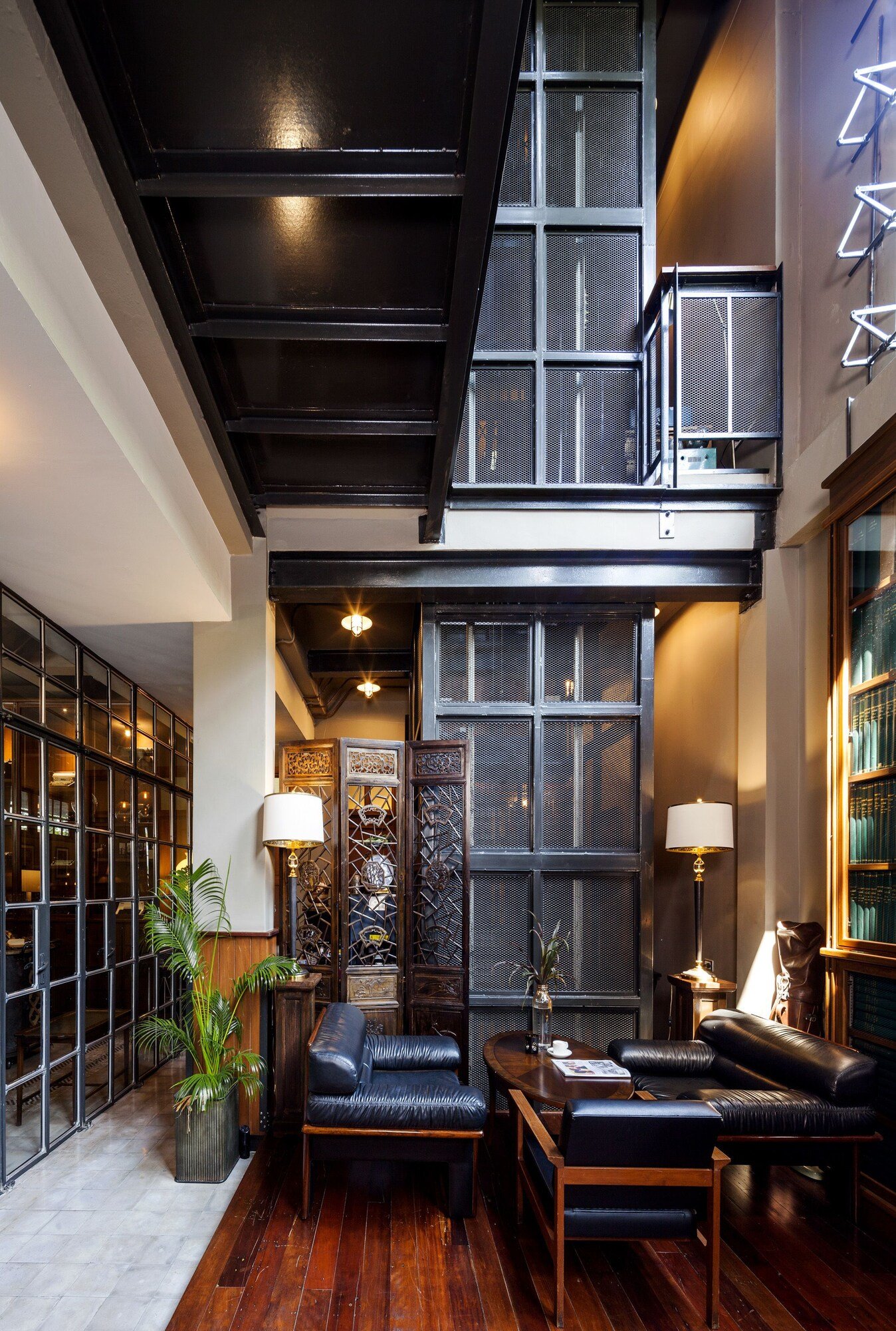 Bangkok Publishing Residence — eat & drink