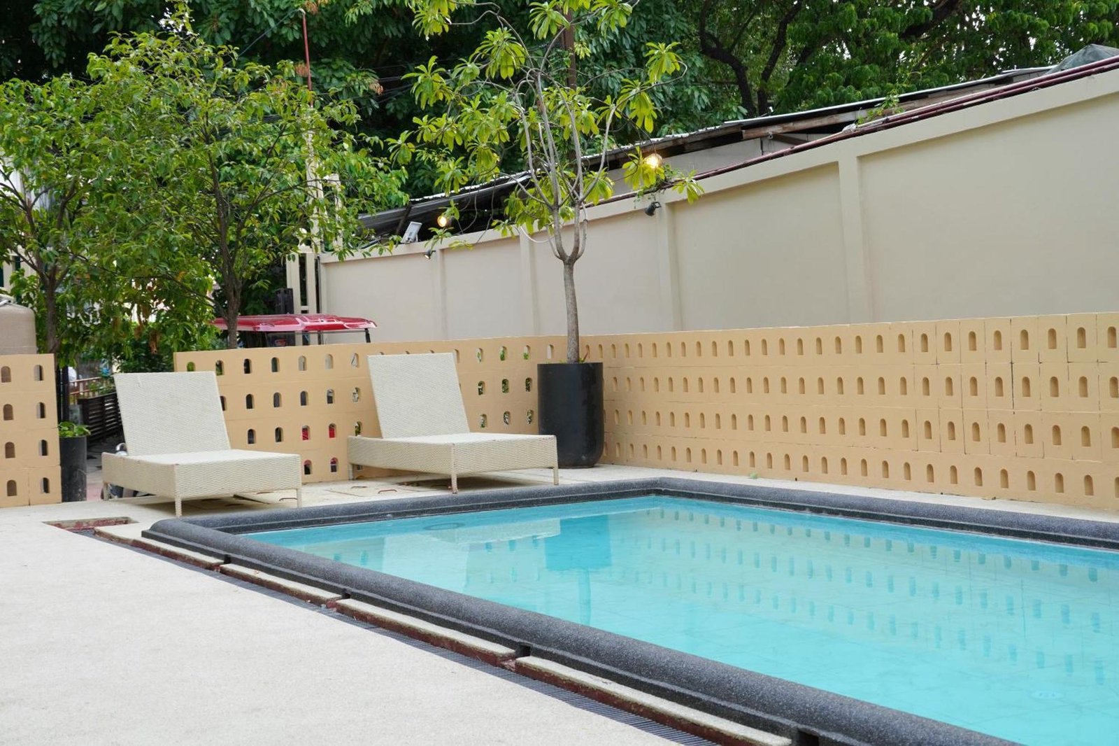 Amdaeng Bangkok Riverside Hotel — wellness