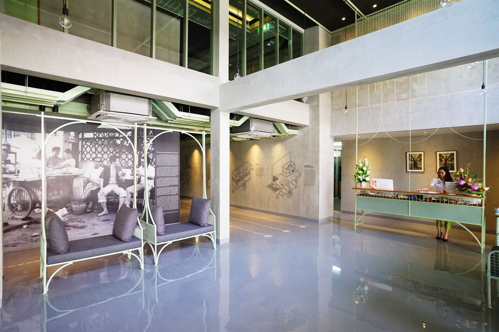 Samsen Street Hotel — vibe