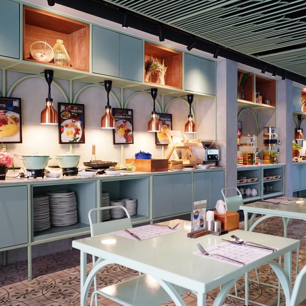 Samsen Street Hotel — eat & drink
