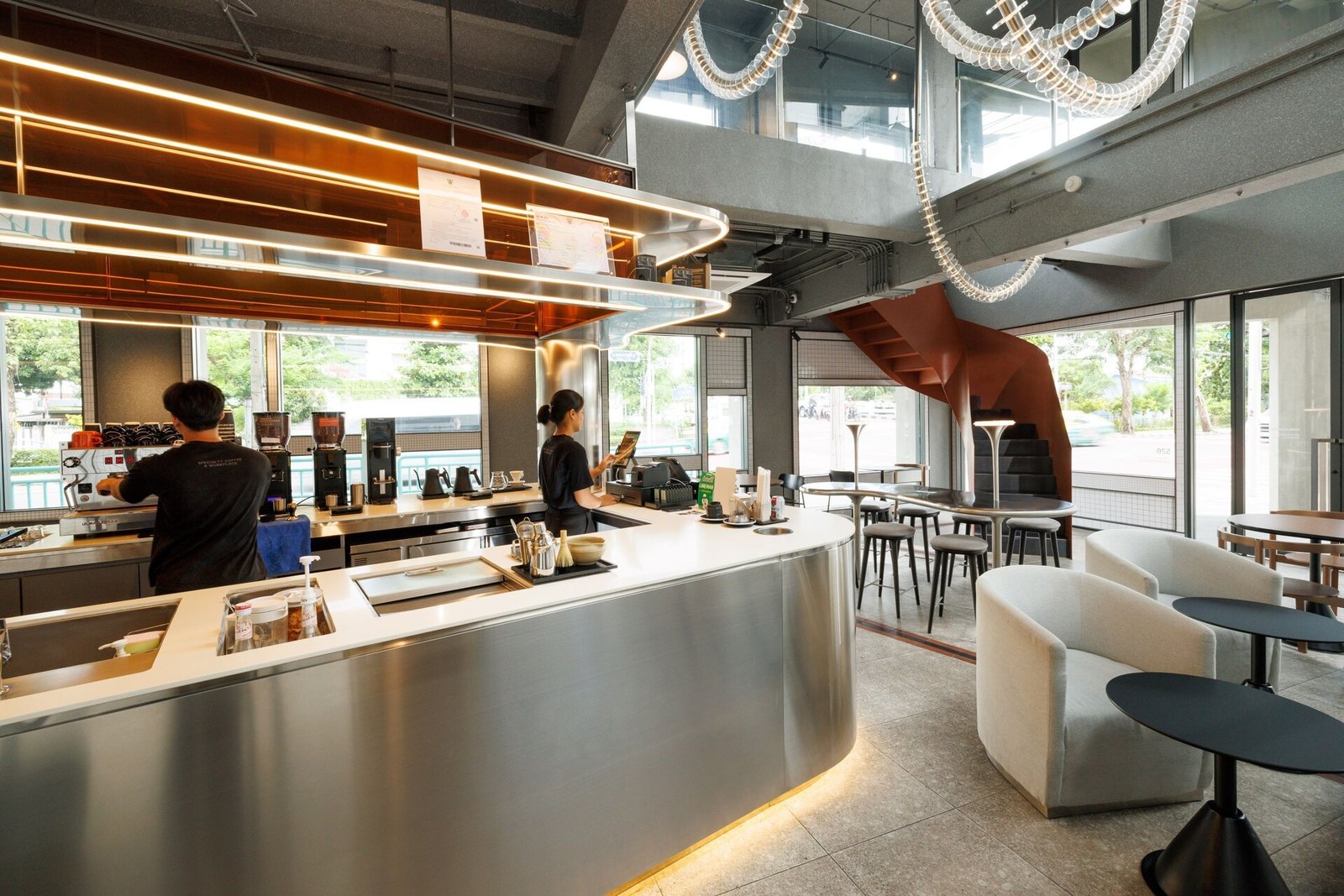 YANH Ratchawat Hotel — eat & drink