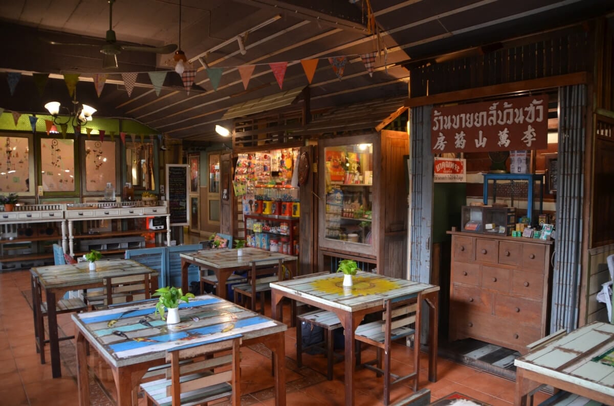 Phranakorn-Nornlen Hotel — eat & drink