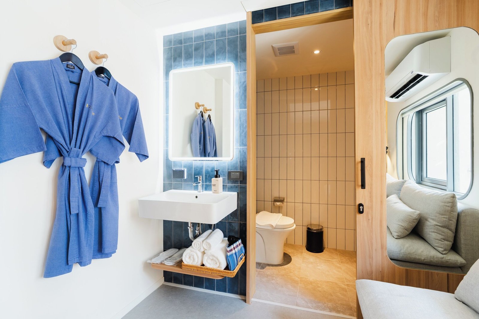 VELA be Bangkok Siam — rooms