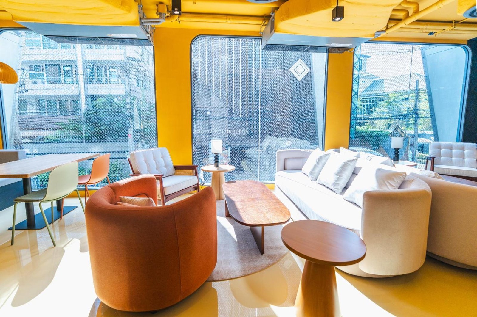 VELA be Bangkok Siam — eat & drink