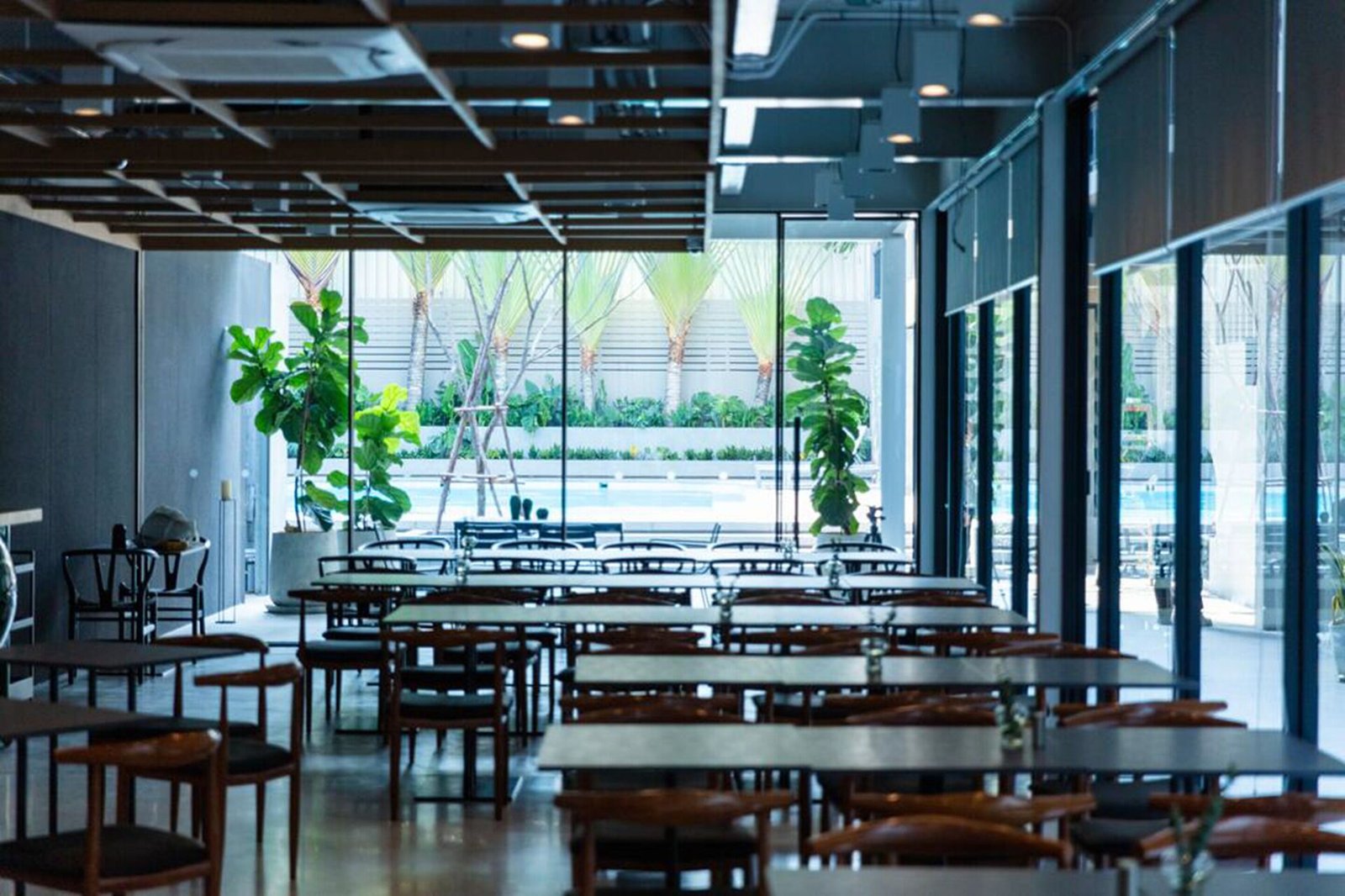 Reno Hotel Bangkok — eat & drink