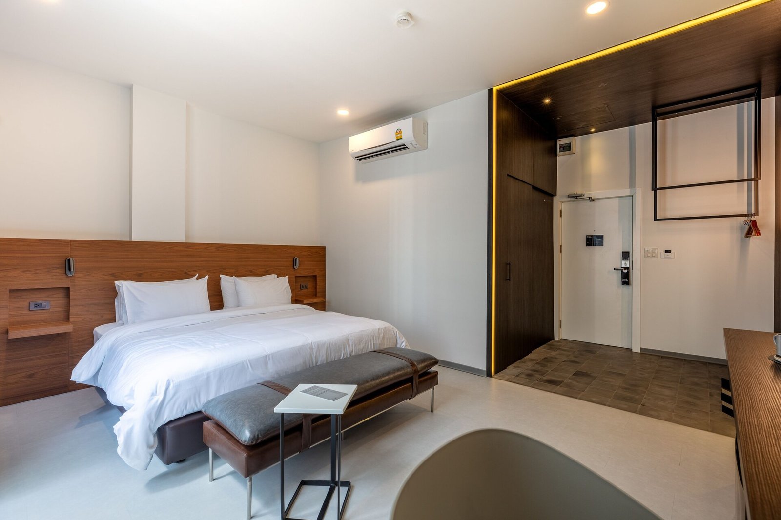 Reno Hotel Bangkok — rooms