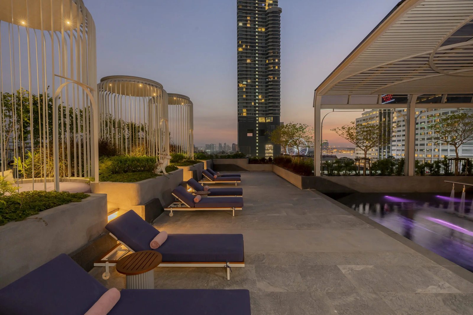 The Salil Hotel Riverside - Bangkok — vibe