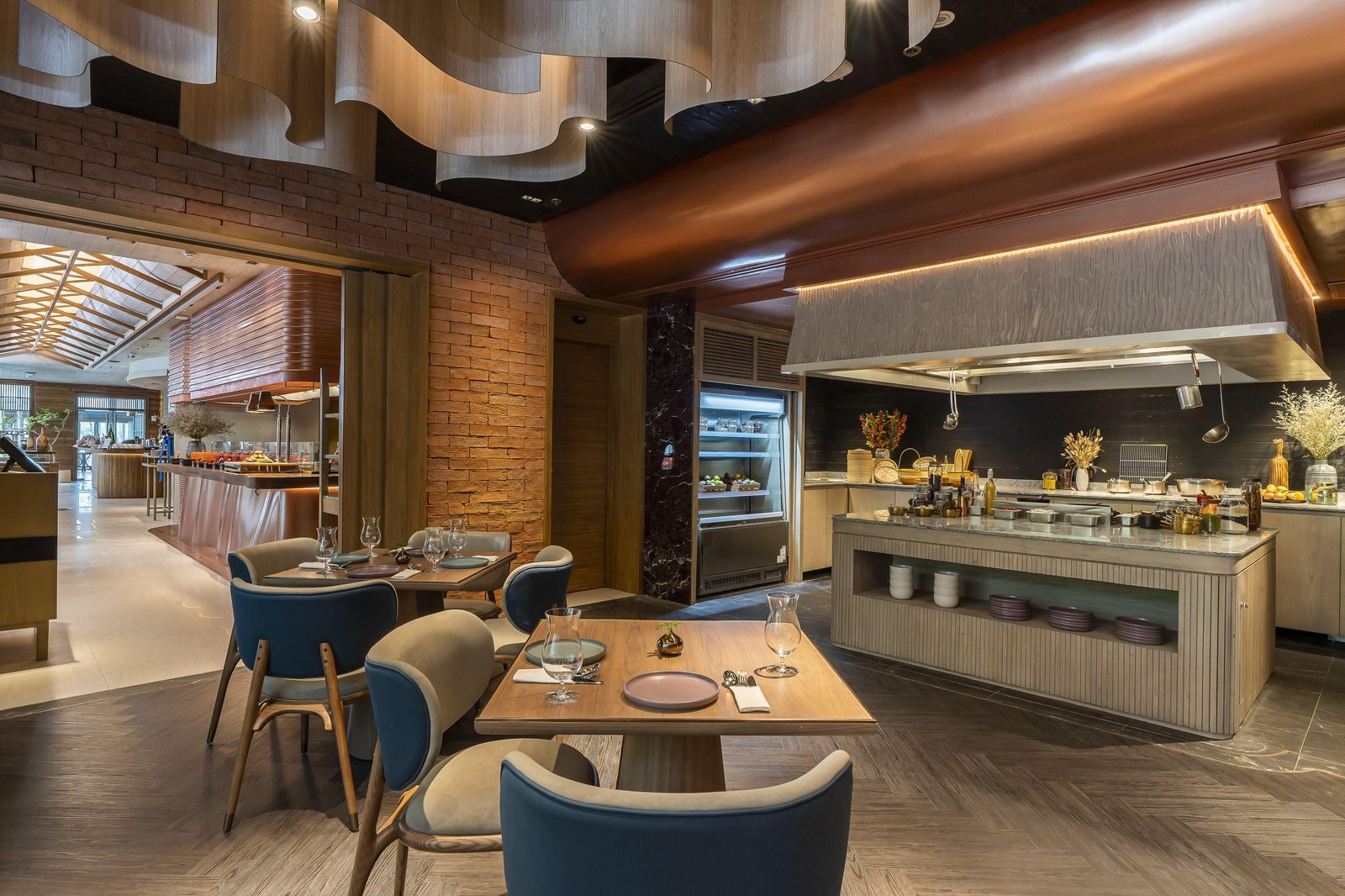 The Salil Hotel Riverside - Bangkok — eat & drink