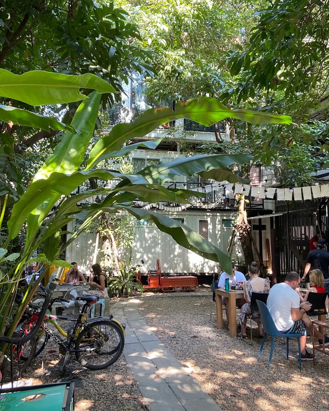 The Yard Hostel Bangkok — eat & drink