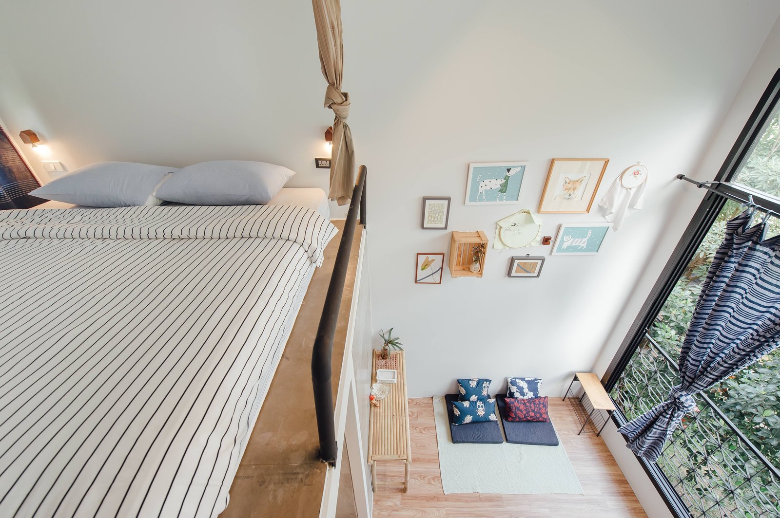 The Yard Hostel Bangkok