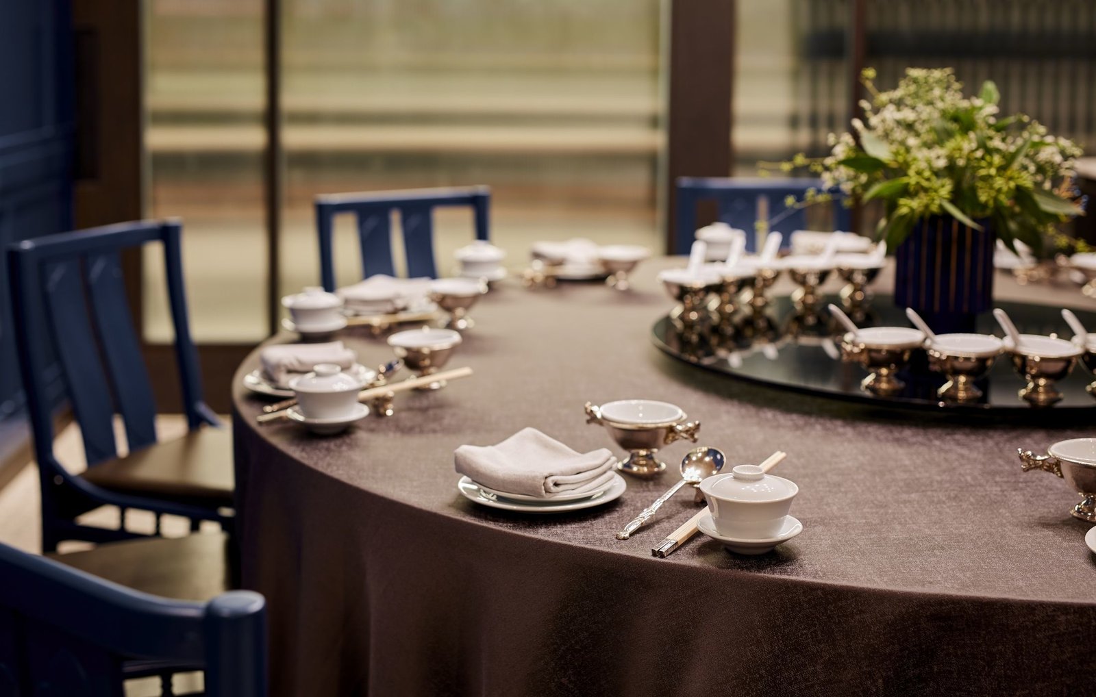 Montien Hotel Surawong Bangkok — eat & drink