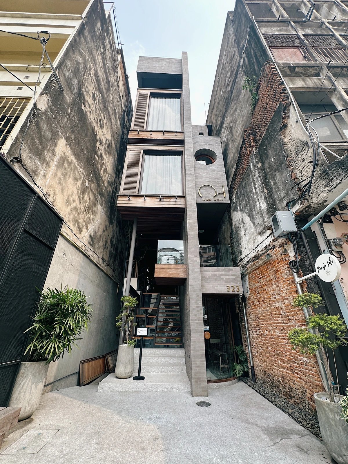 Na Tanao1969 — backstory