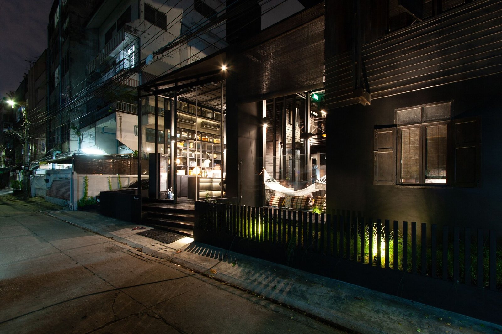 Kloem Hostel — backstory