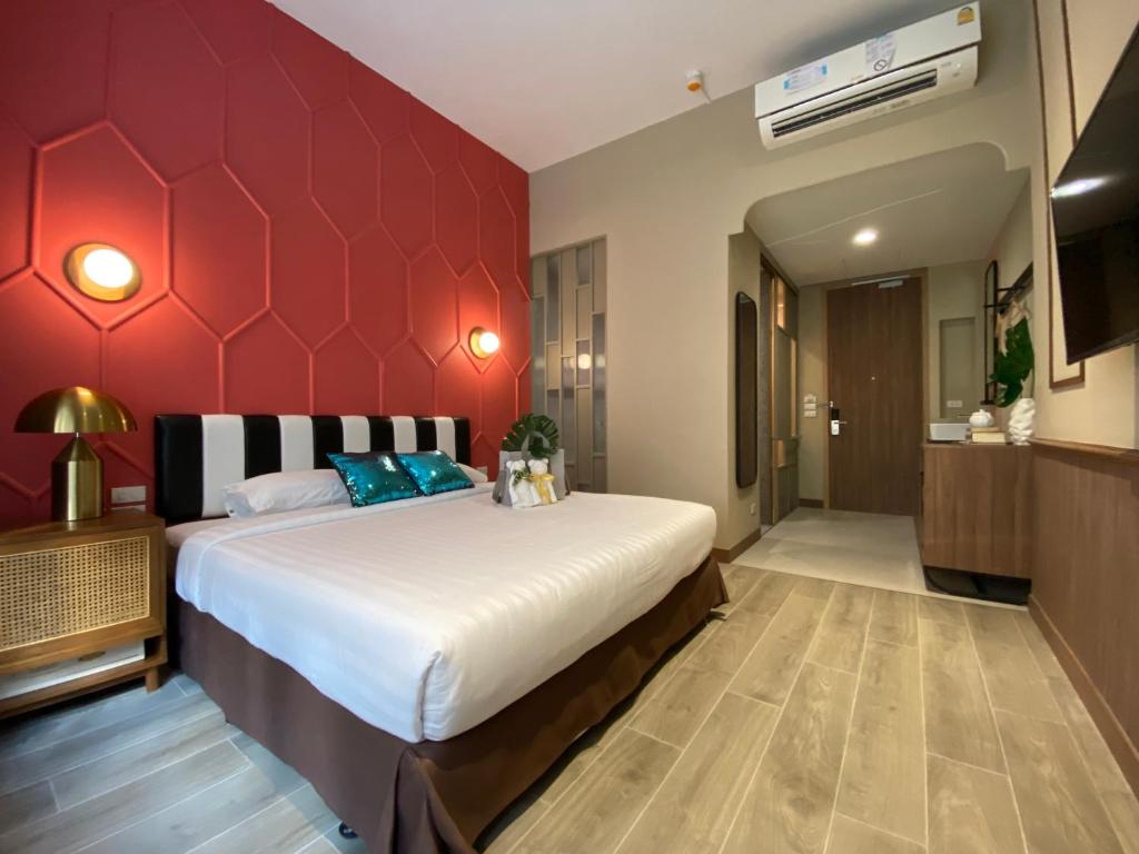 Miami Hotel — rooms