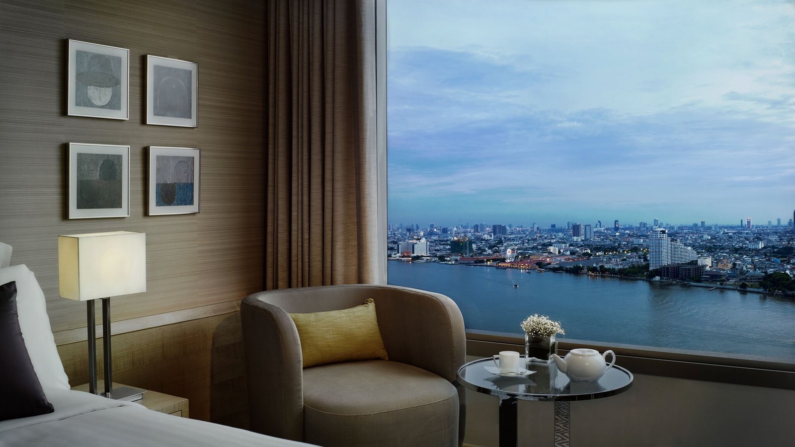 Avani+ Riverside Bangkok Hotel — rooms