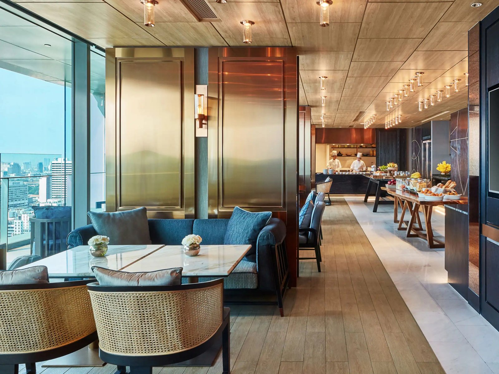 Hyatt Regency Bangkok Sukhumvit — eat & drink