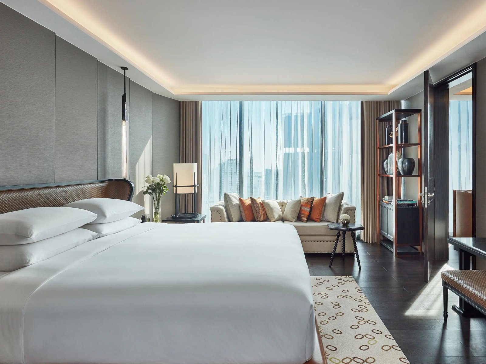 Hyatt Regency Bangkok Sukhumvit — rooms