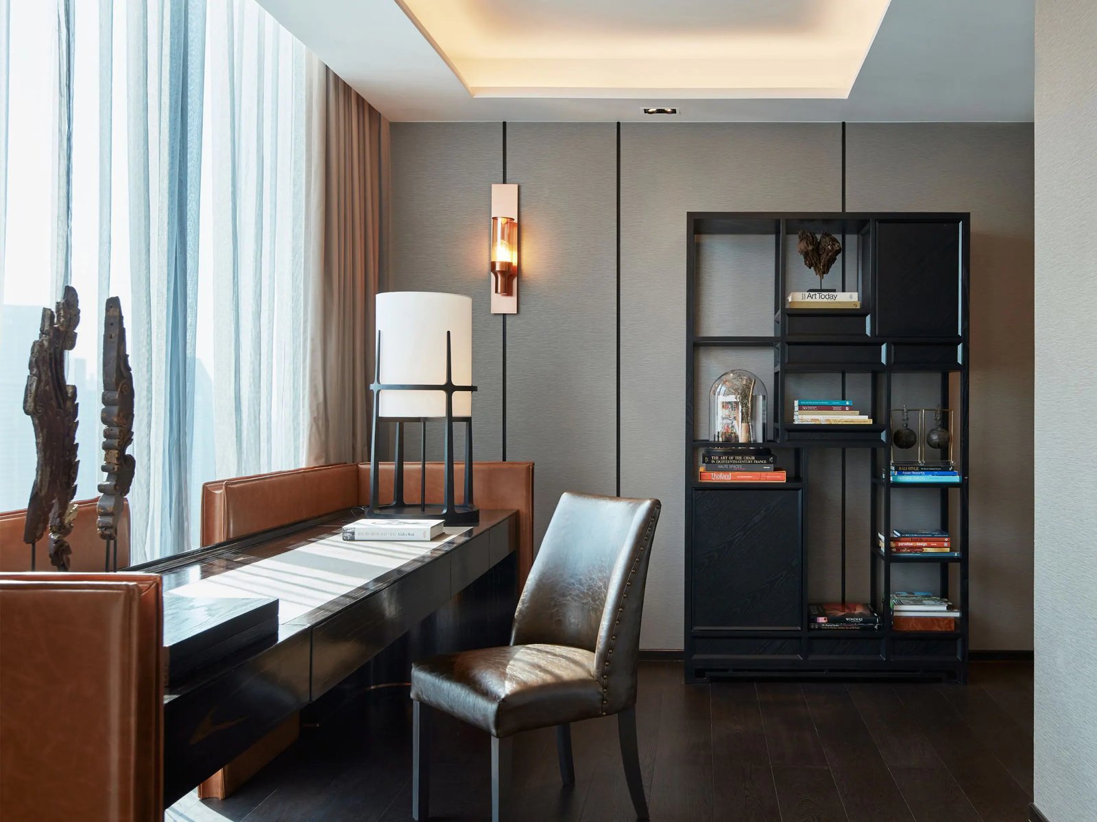 Hyatt Regency Bangkok Sukhumvit — eat & drink