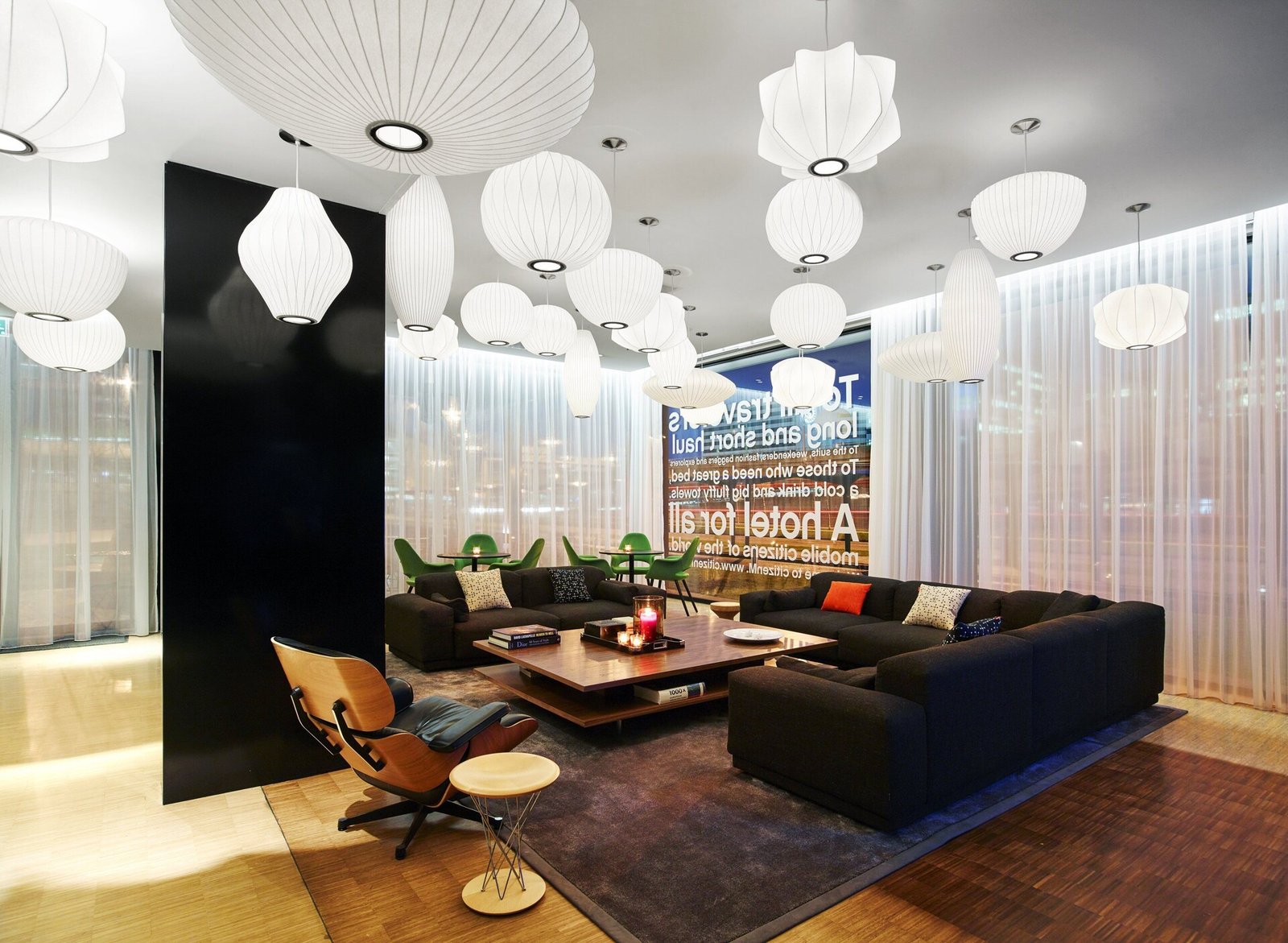citizenM Amsterdam Airport Schiphol — eat & drink