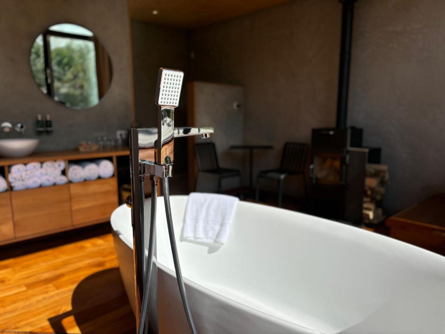 Basecamp Amsterdam — rooms