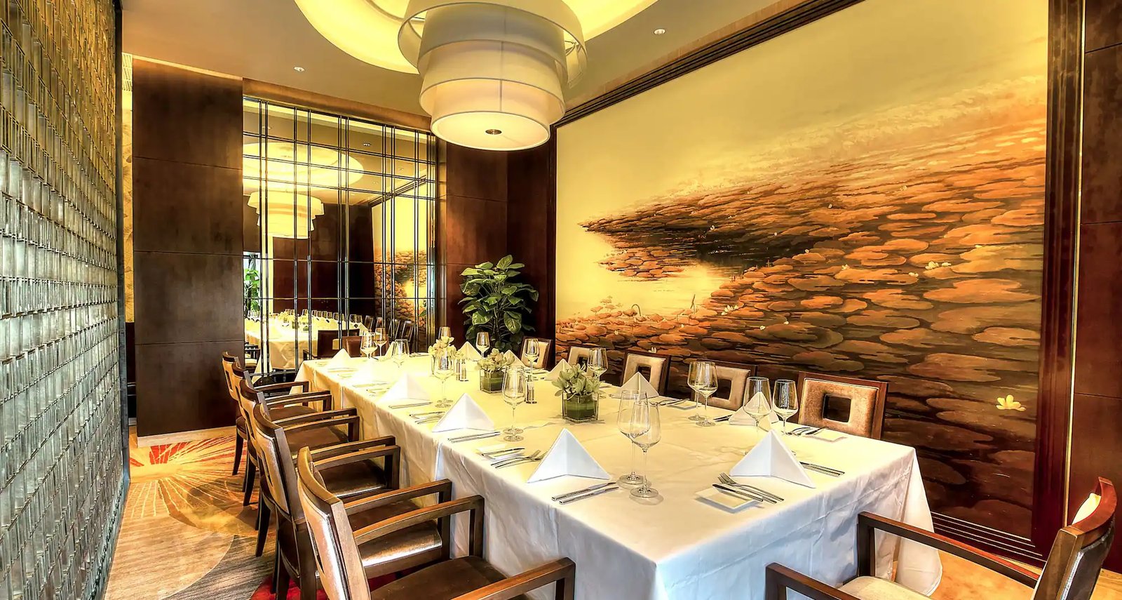 Radisson Collection Hotel Xing Guo Shanghai — eat & drink