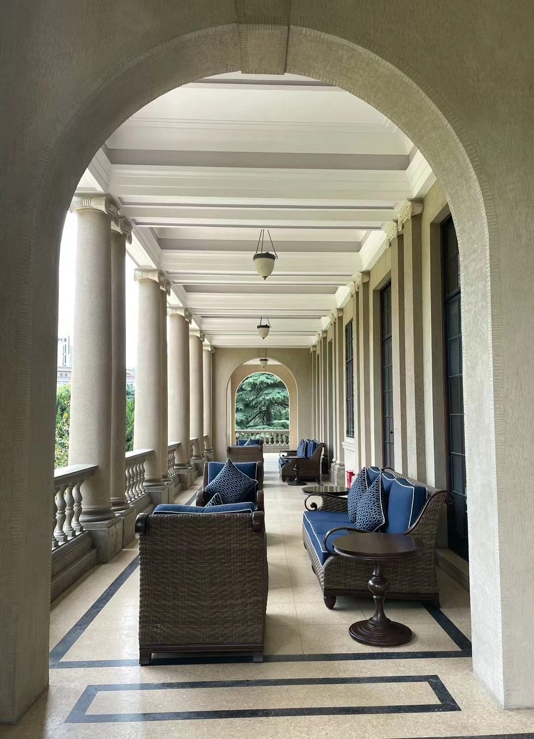 Radisson Collection Hotel Xing Guo Shanghai — vibe