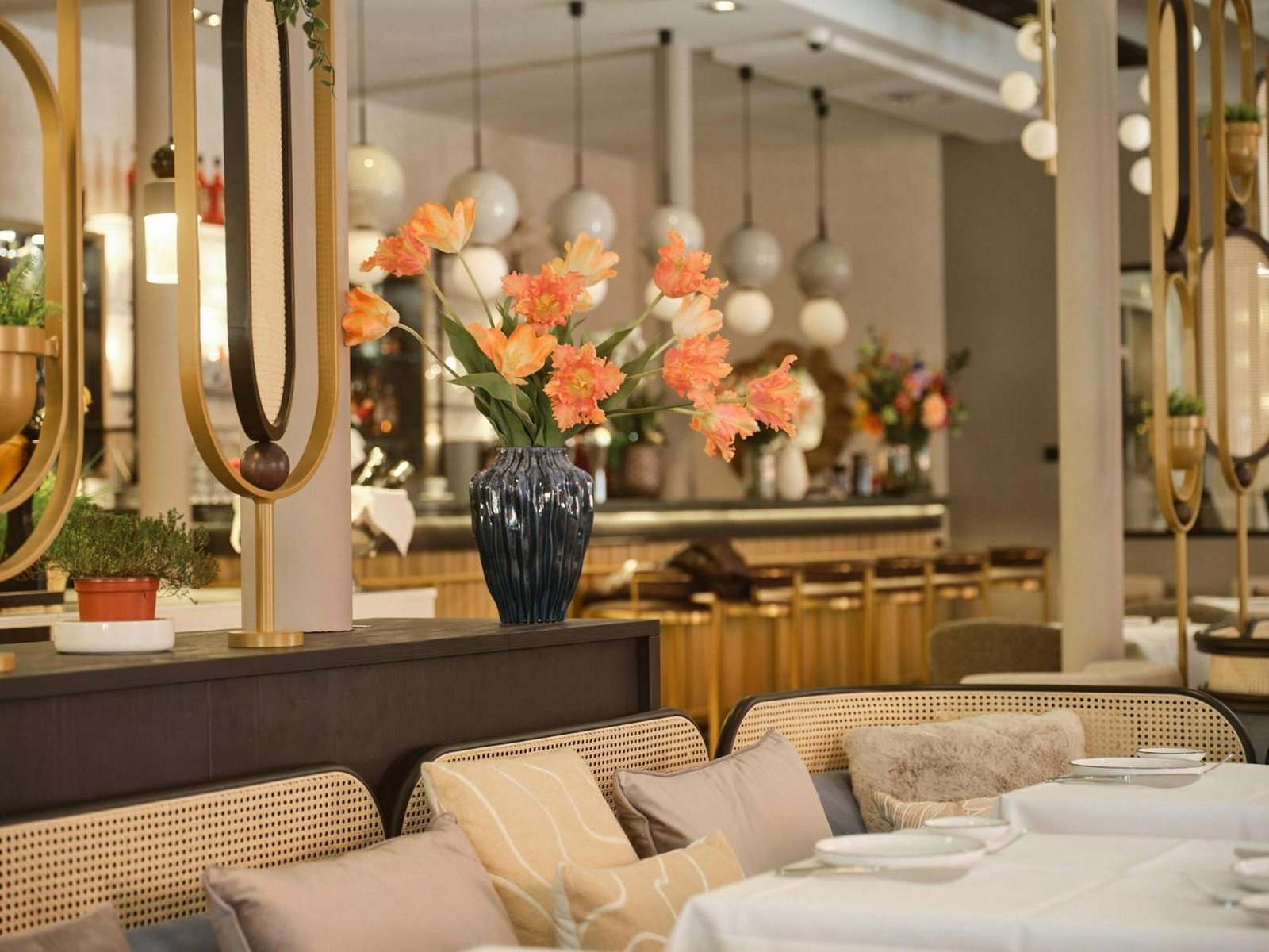 The Manor Amsterdam, at the table
