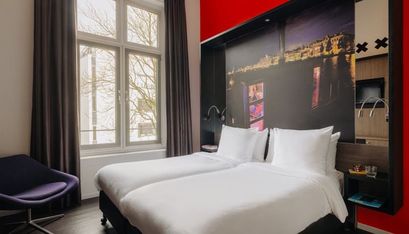 The Manor Amsterdam — rooms