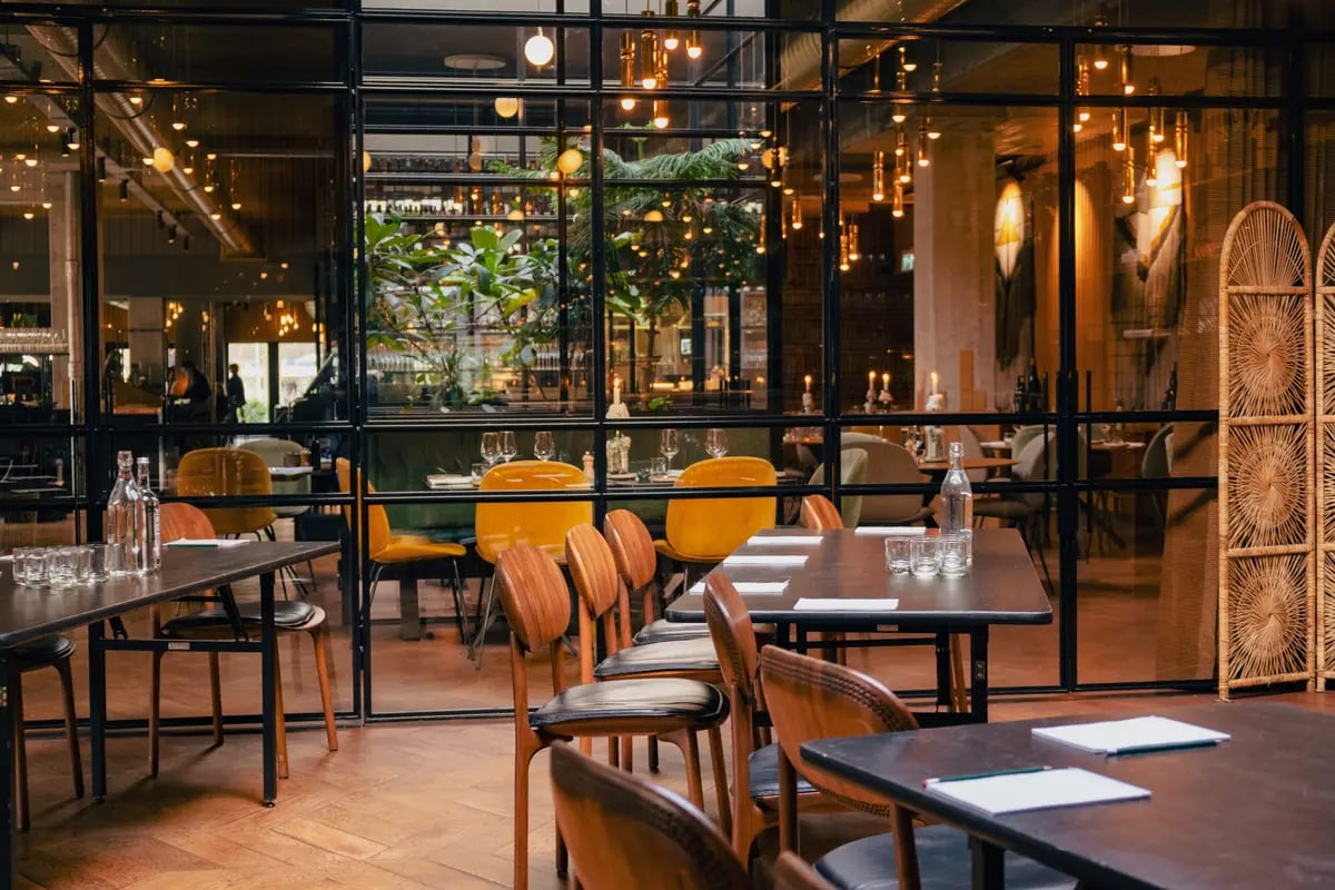 Hotel V Oosterpark — eat & drink