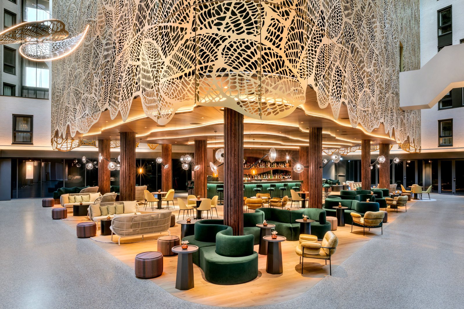 Renaissance Amsterdam Hotel — eat & drink