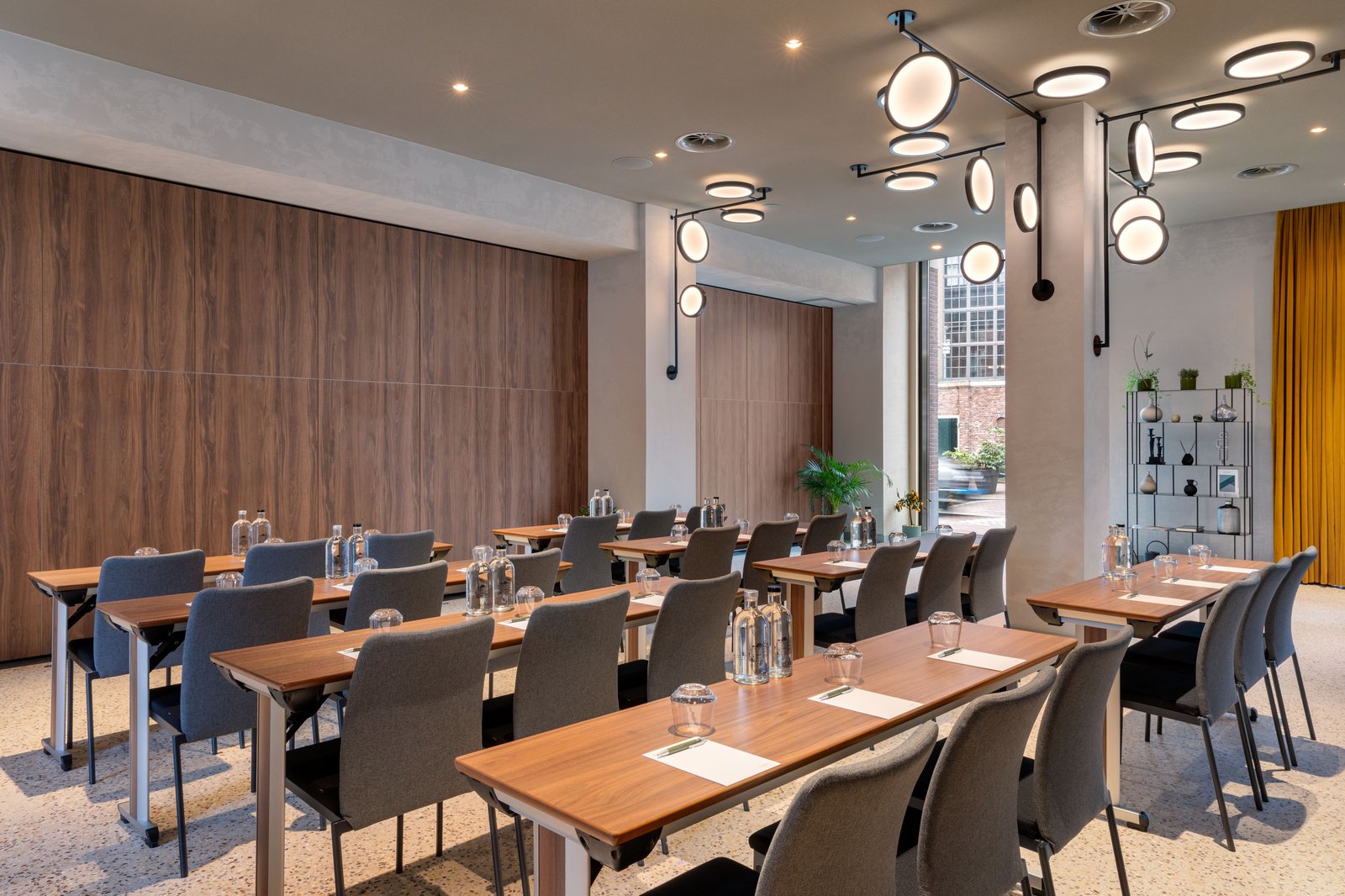 Renaissance Amsterdam Hotel — eat & drink