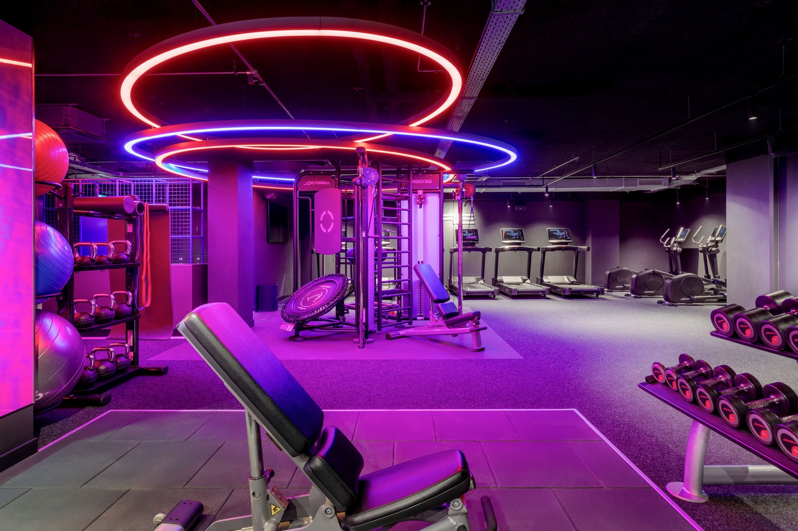 Renaissance Amsterdam Hotel, the gym