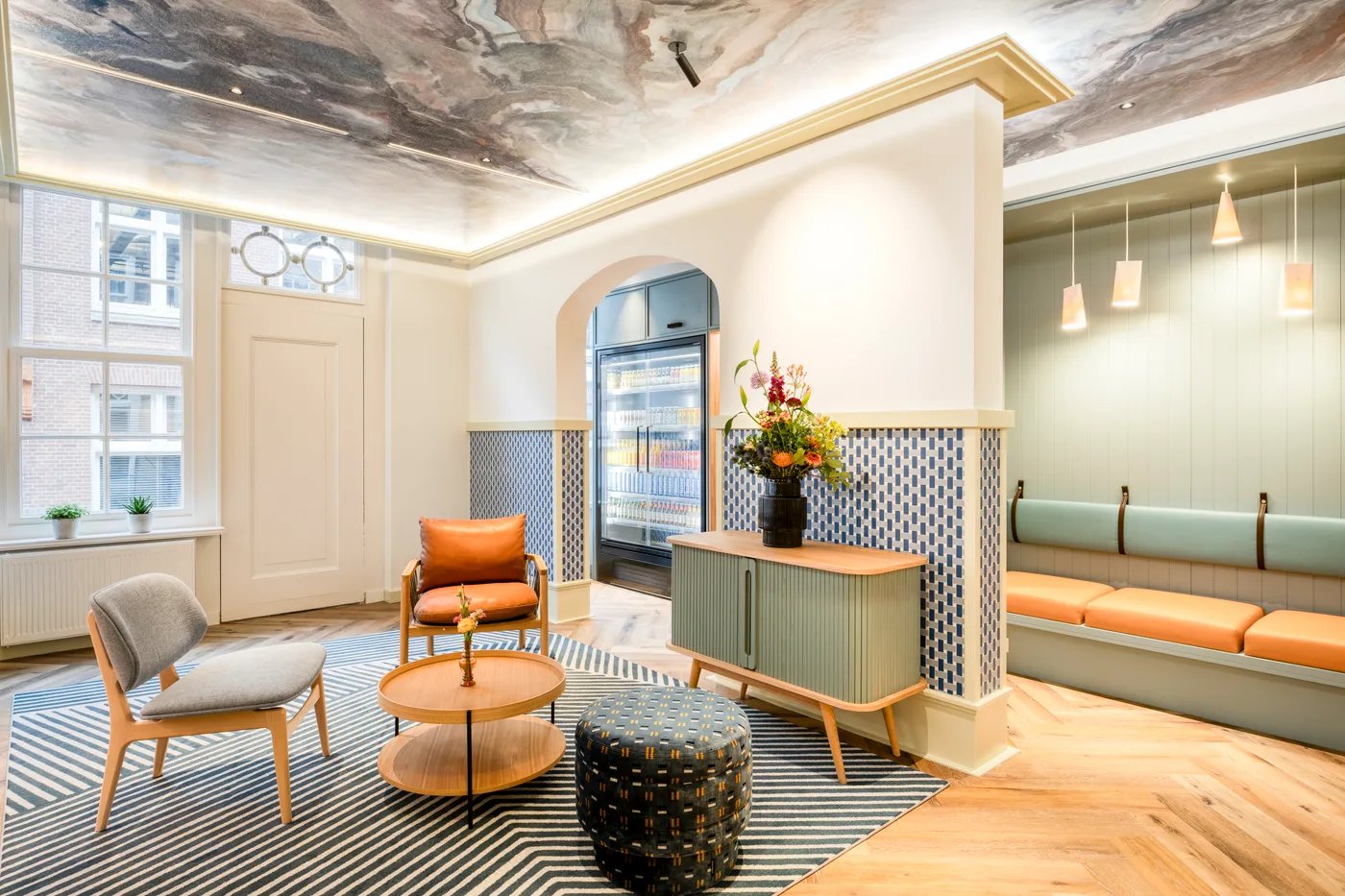 Citadines Canal Amsterdam — eat & drink