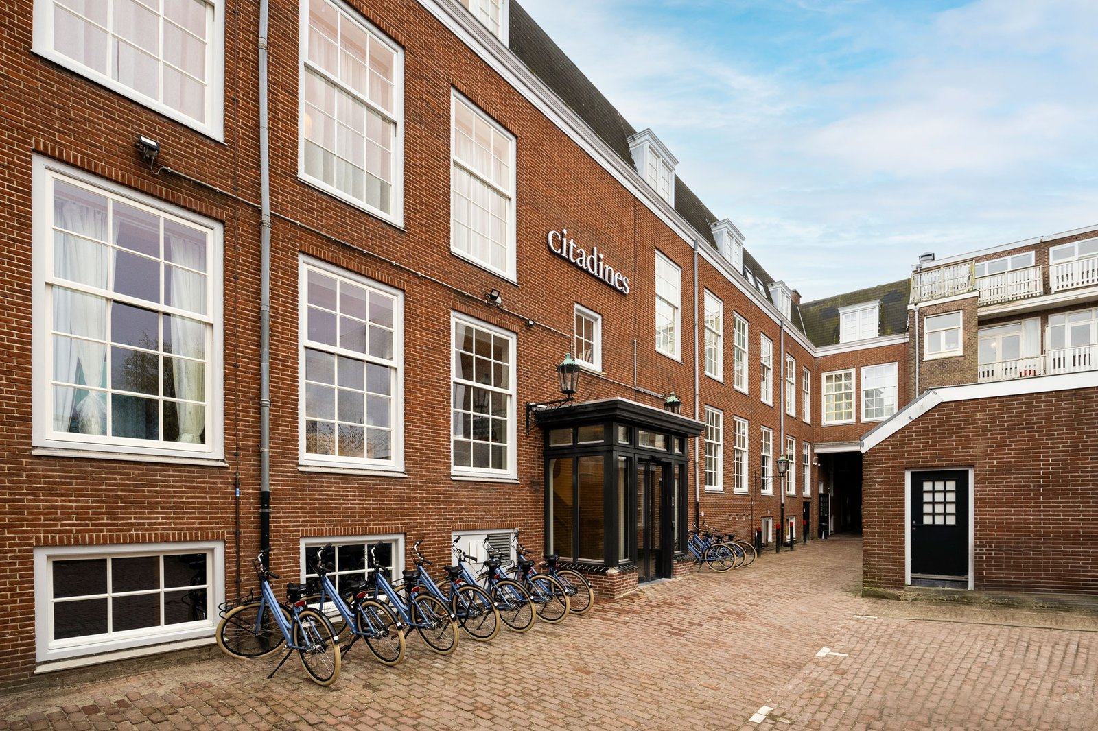 Citadines Canal Amsterdam — backstory