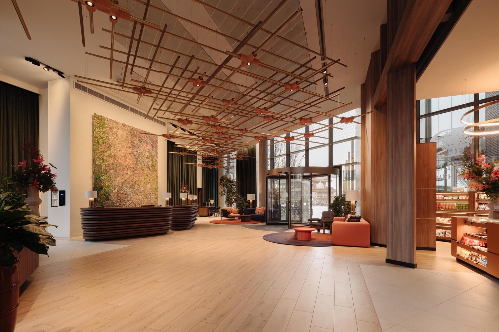 DoubleTree by Hilton Amsterdam Centraal Station — vibe