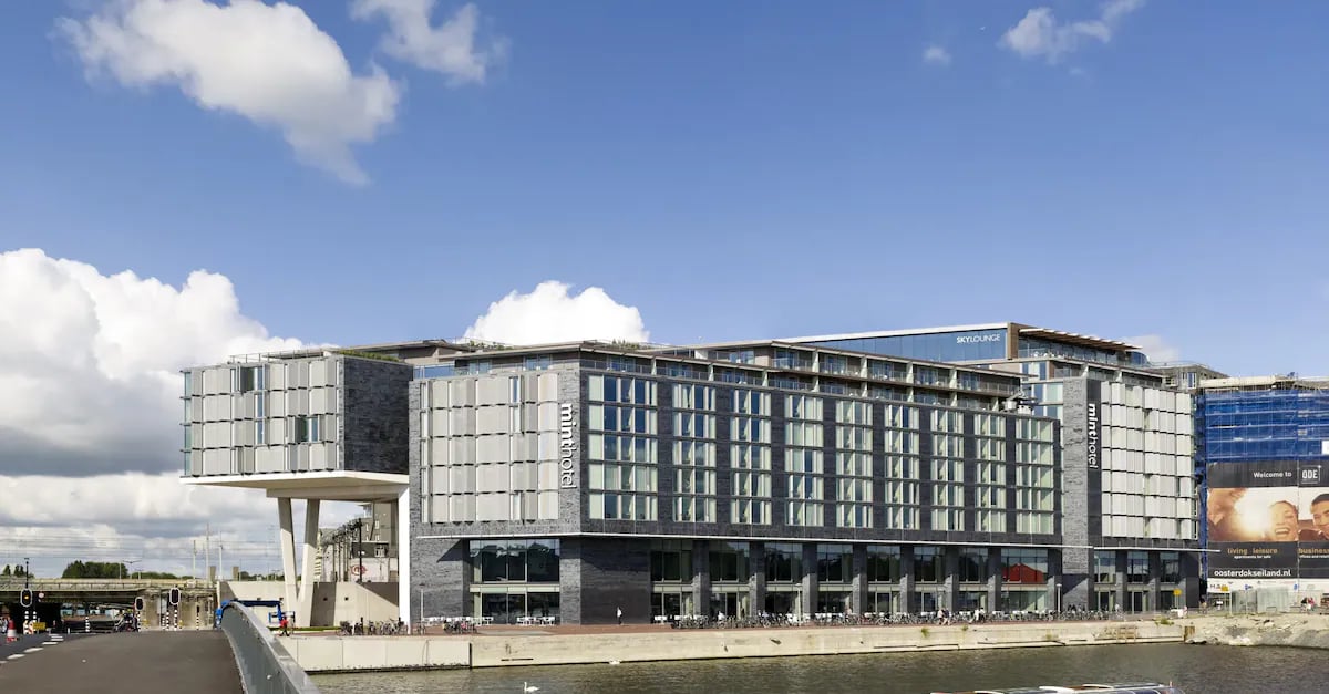 DoubleTree by Hilton Amsterdam Centraal Station — backstory