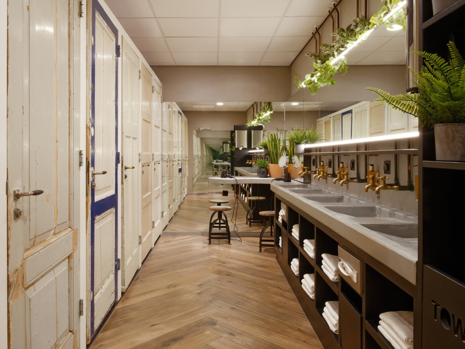 CityHub Amsterdam — vibe